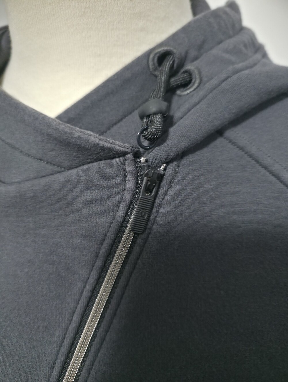 Lululemon In Orbit Jacket - Picture 3 of 5
